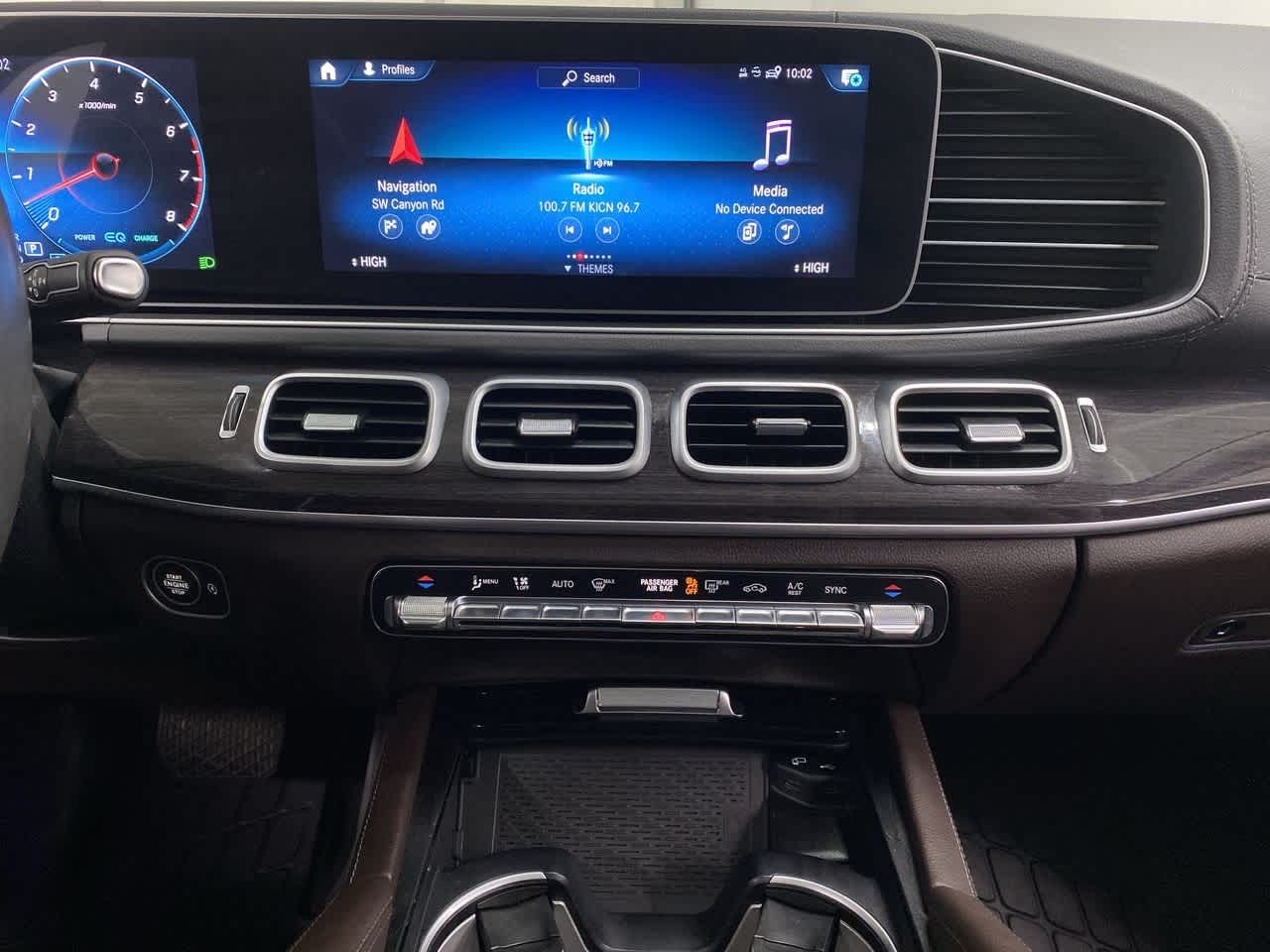 Thumbnail: 2020 Mercedes-Benz GLS - 24