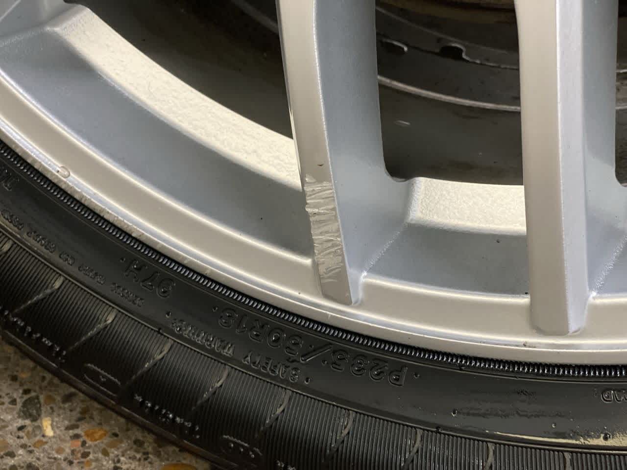 Thumbnail: 2012 Buick LaCrosse - 41