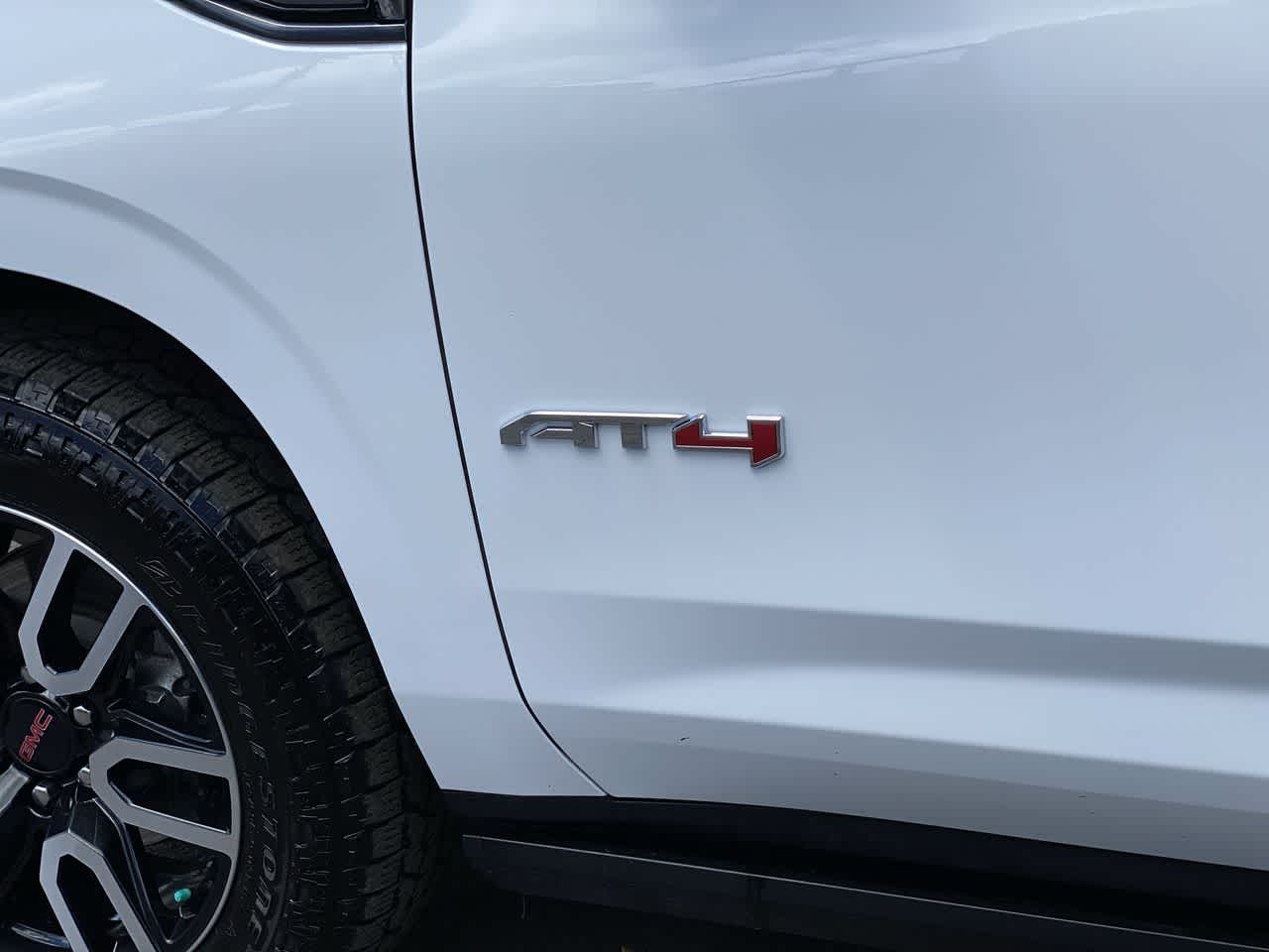 Thumbnail: 2023 GMC Yukon - 10