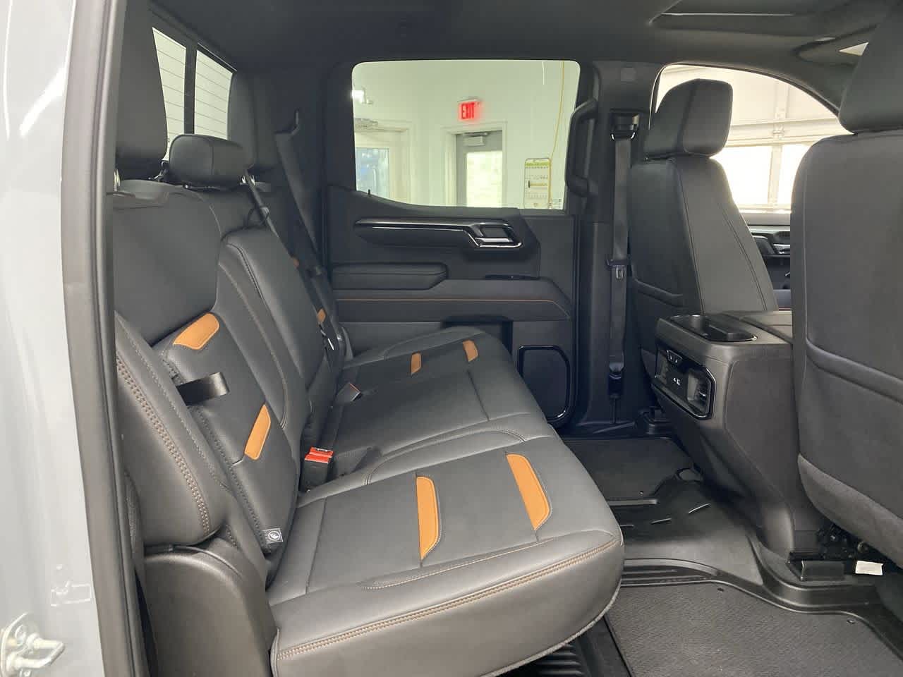 Thumbnail: 2025 GMC Sierra 1500 - 17