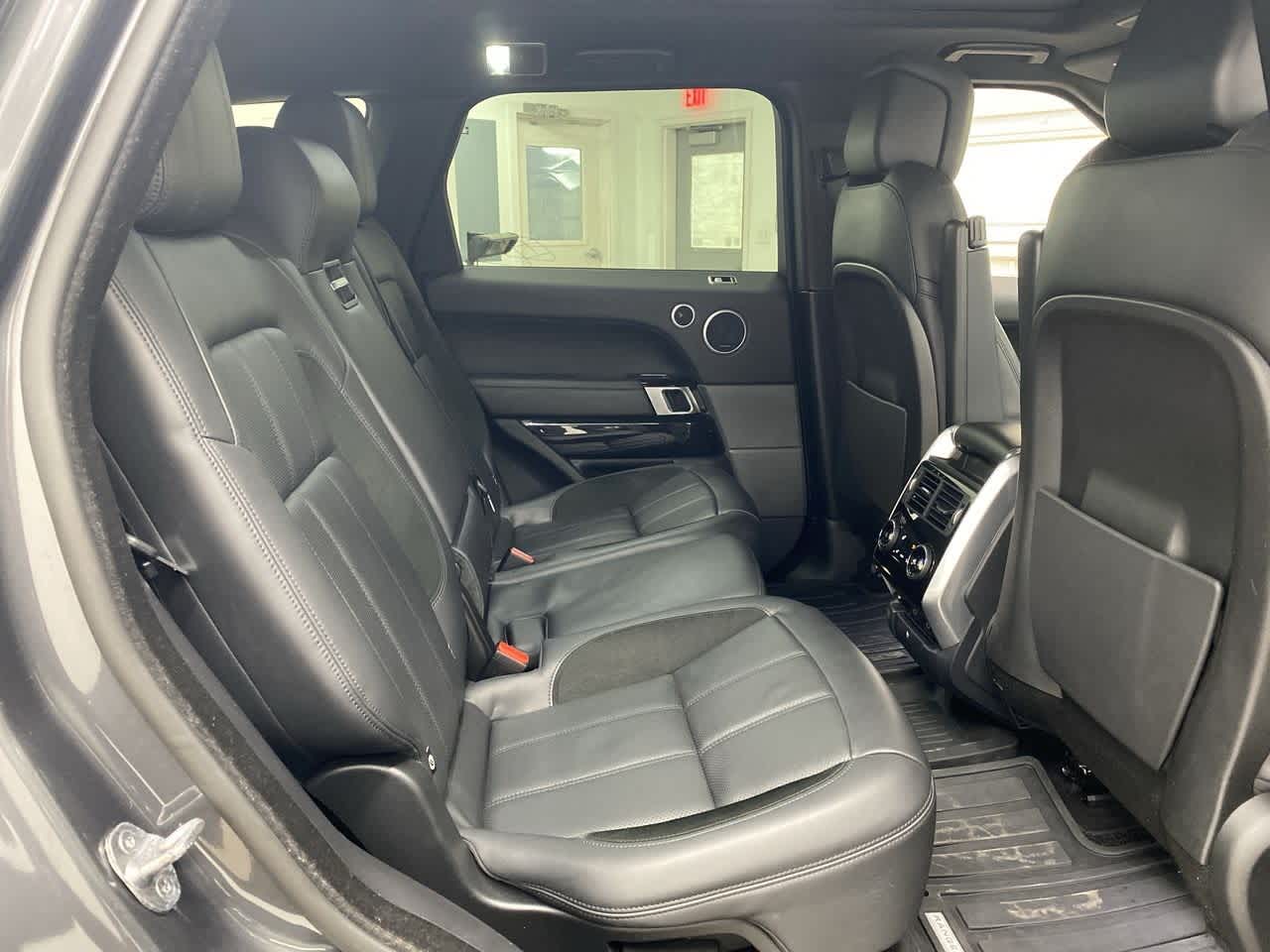 Thumbnail: 2022 Land Rover Range Rover Sport - 18