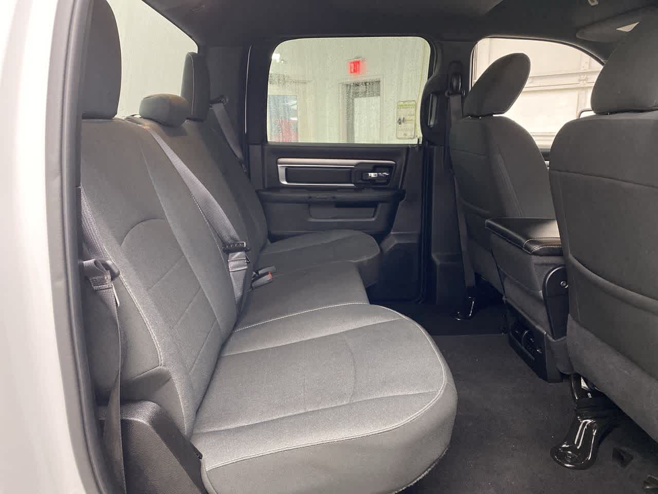 Thumbnail: 2024 RAM 1500 Classic - 17