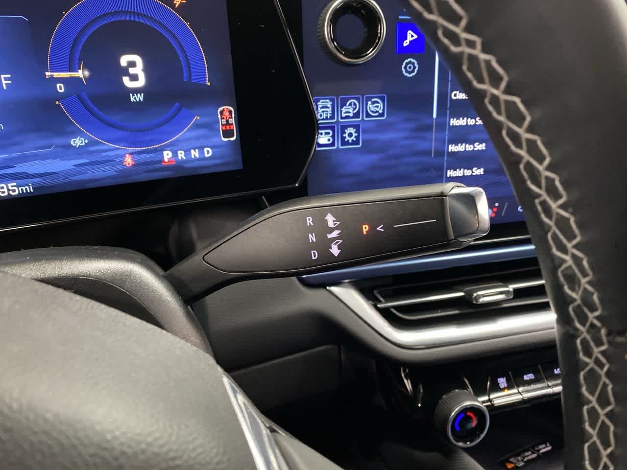 Thumbnail: 2025 Chevrolet Equinox - 26