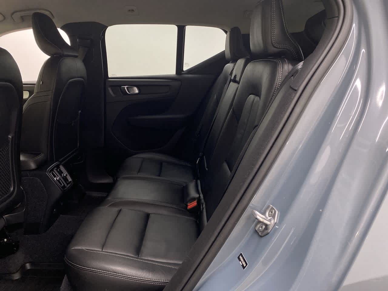 Thumbnail: 2020 Volvo XC40 - 18