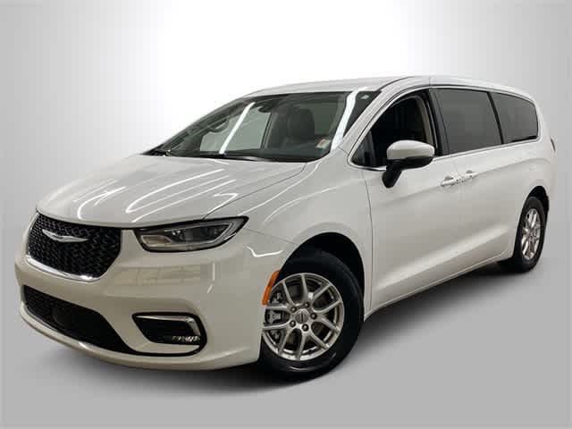 2023 Chrysler Pacifica Touring L -
                  Portland, OR