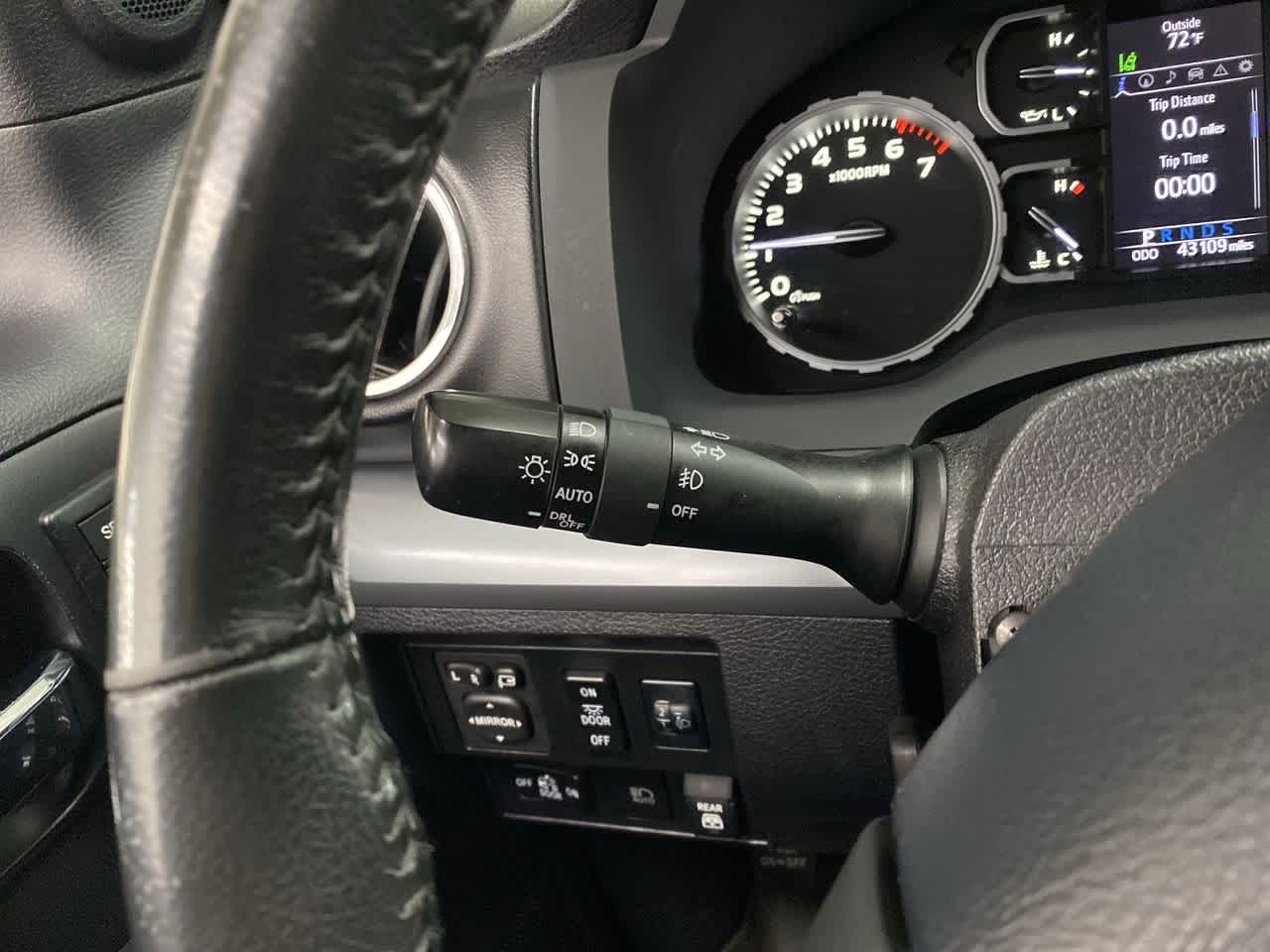 2020 Toyota Tundra Platinum 23