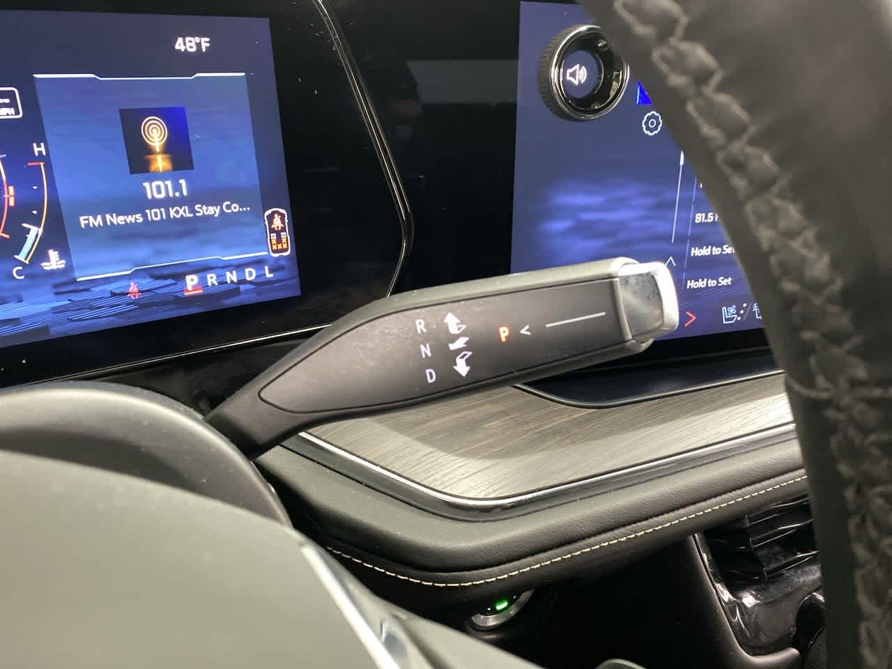 Thumbnail: 2025 Chevrolet Tahoe - 25