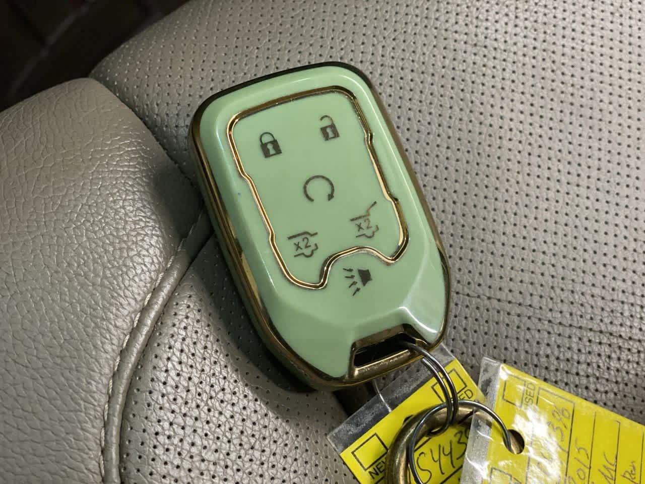 Thumbnail: 2015 GMC Yukon - 25