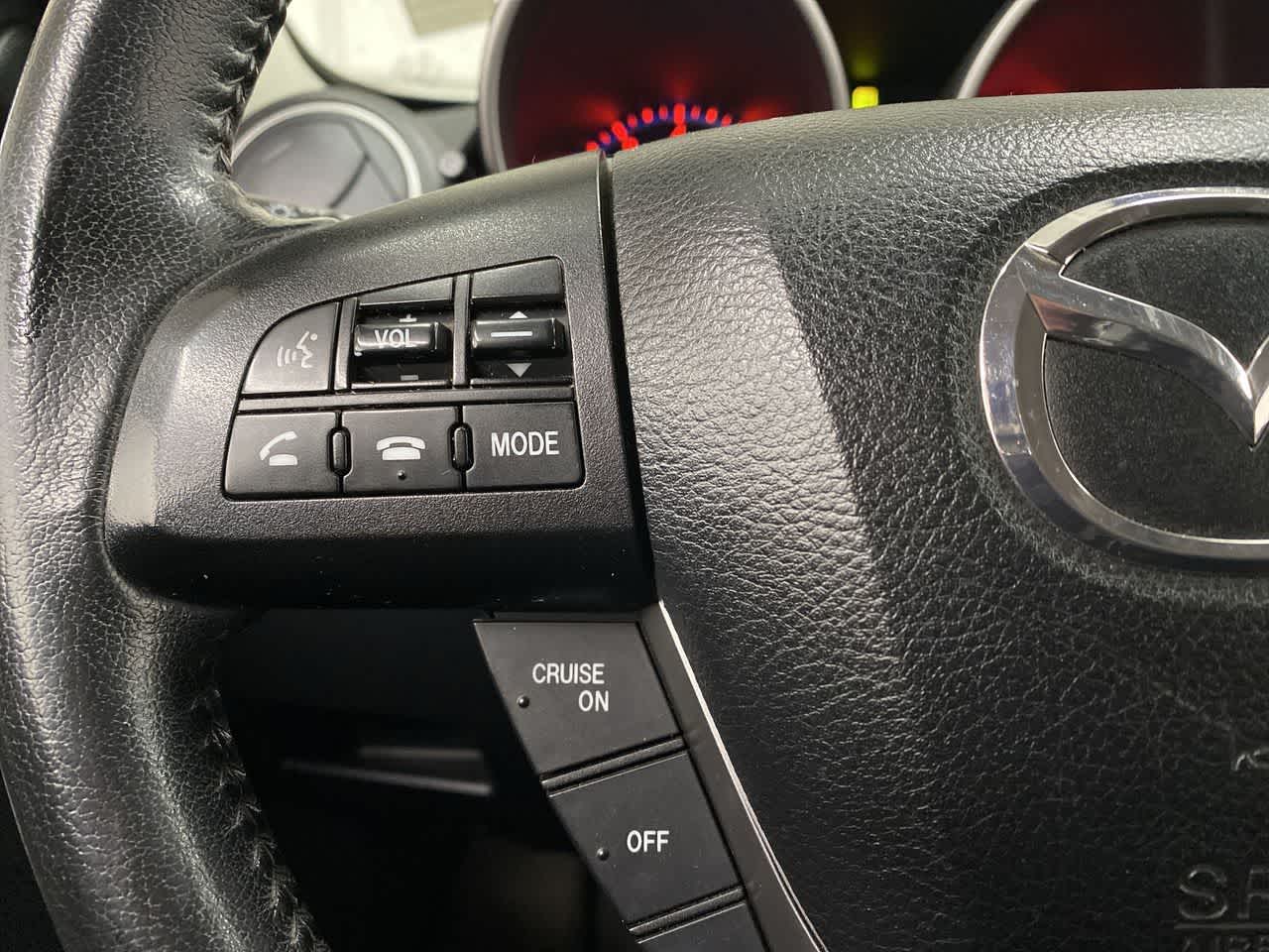 Thumbnail: 2010 Mazda Mazda3 - 21