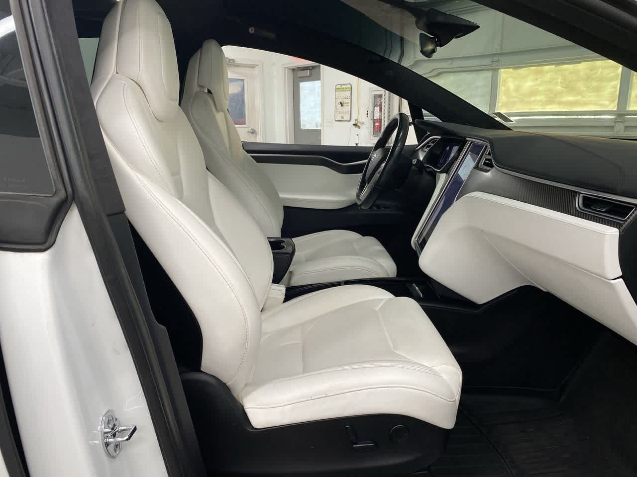 Thumbnail: 2017 Tesla Model X - 18