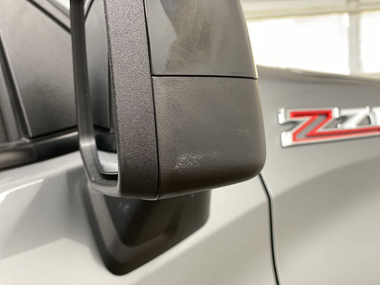 Thumbnail: 2023 Chevrolet Silverado 1500 - 29