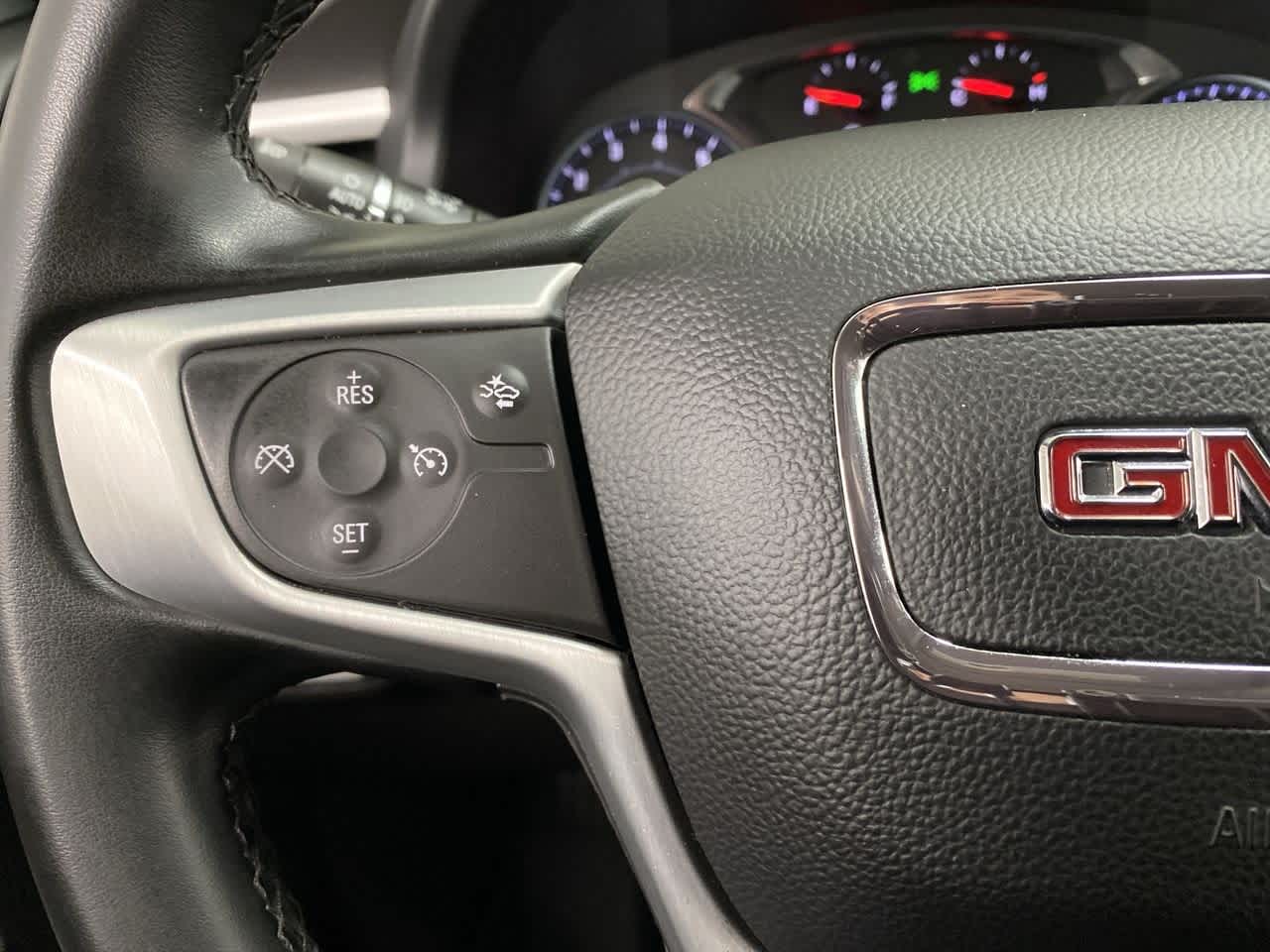 Thumbnail: 2023 GMC Acadia - 21