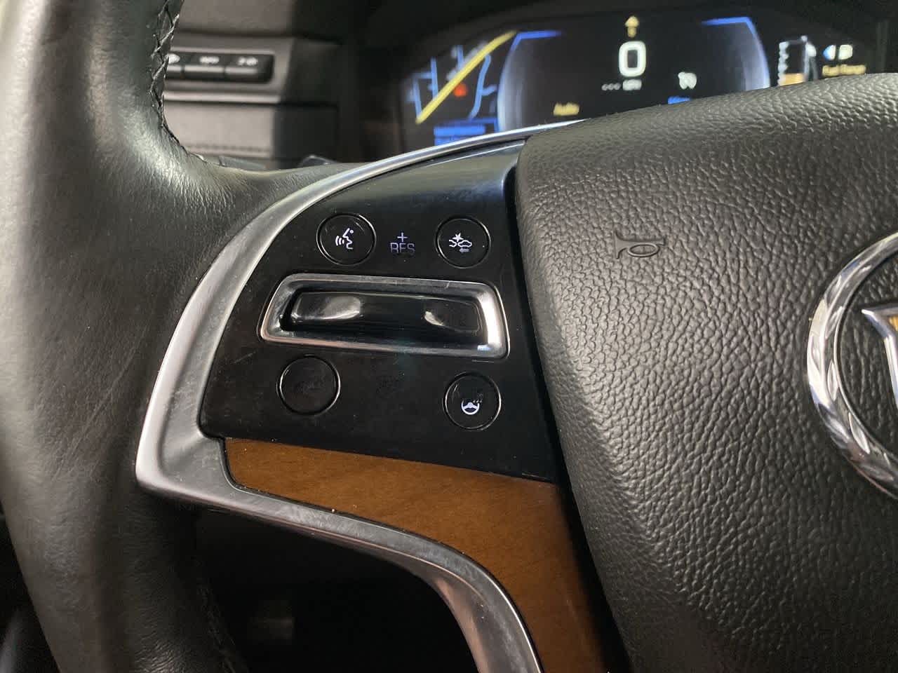 Thumbnail: 2015 Cadillac Escalade - 22