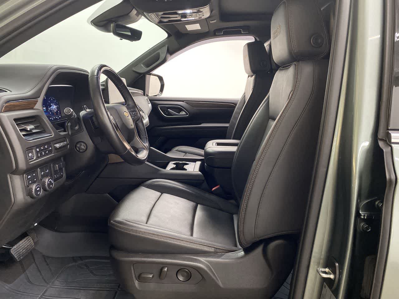 Thumbnail: 2024 Chevrolet Suburban - 14