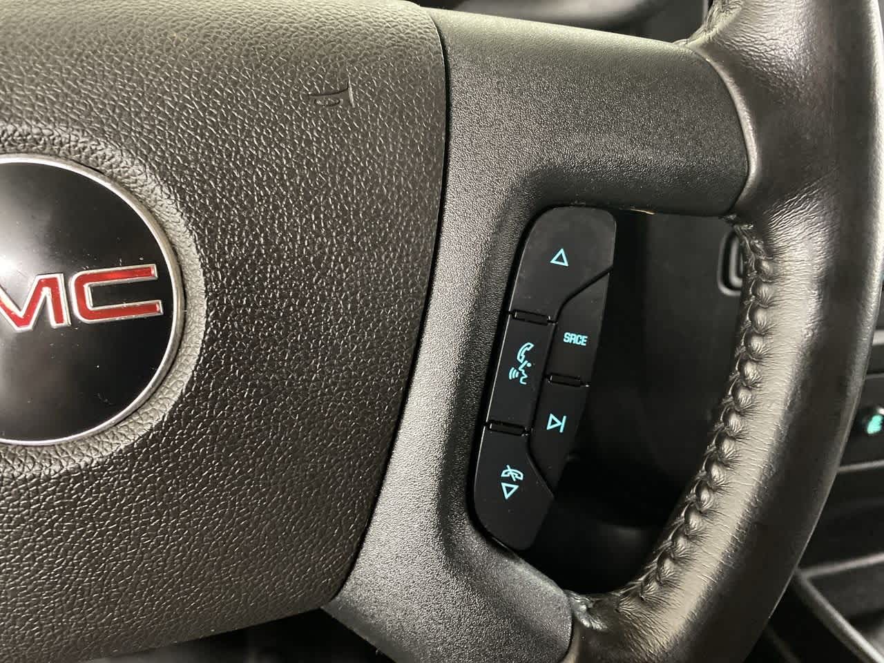 Thumbnail: 2023 GMC Savana - 21