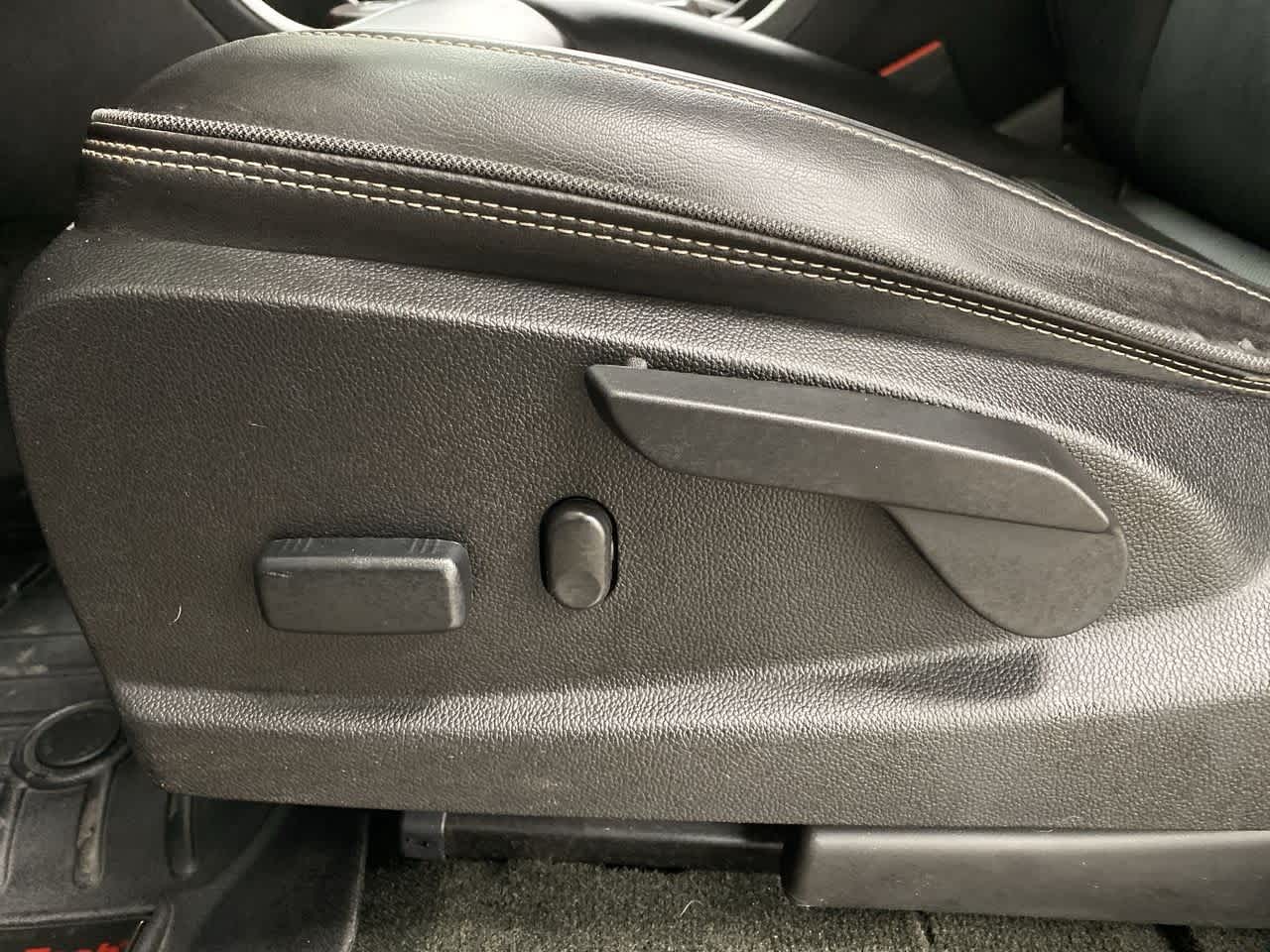 Thumbnail: 2018 GMC Canyon - 14