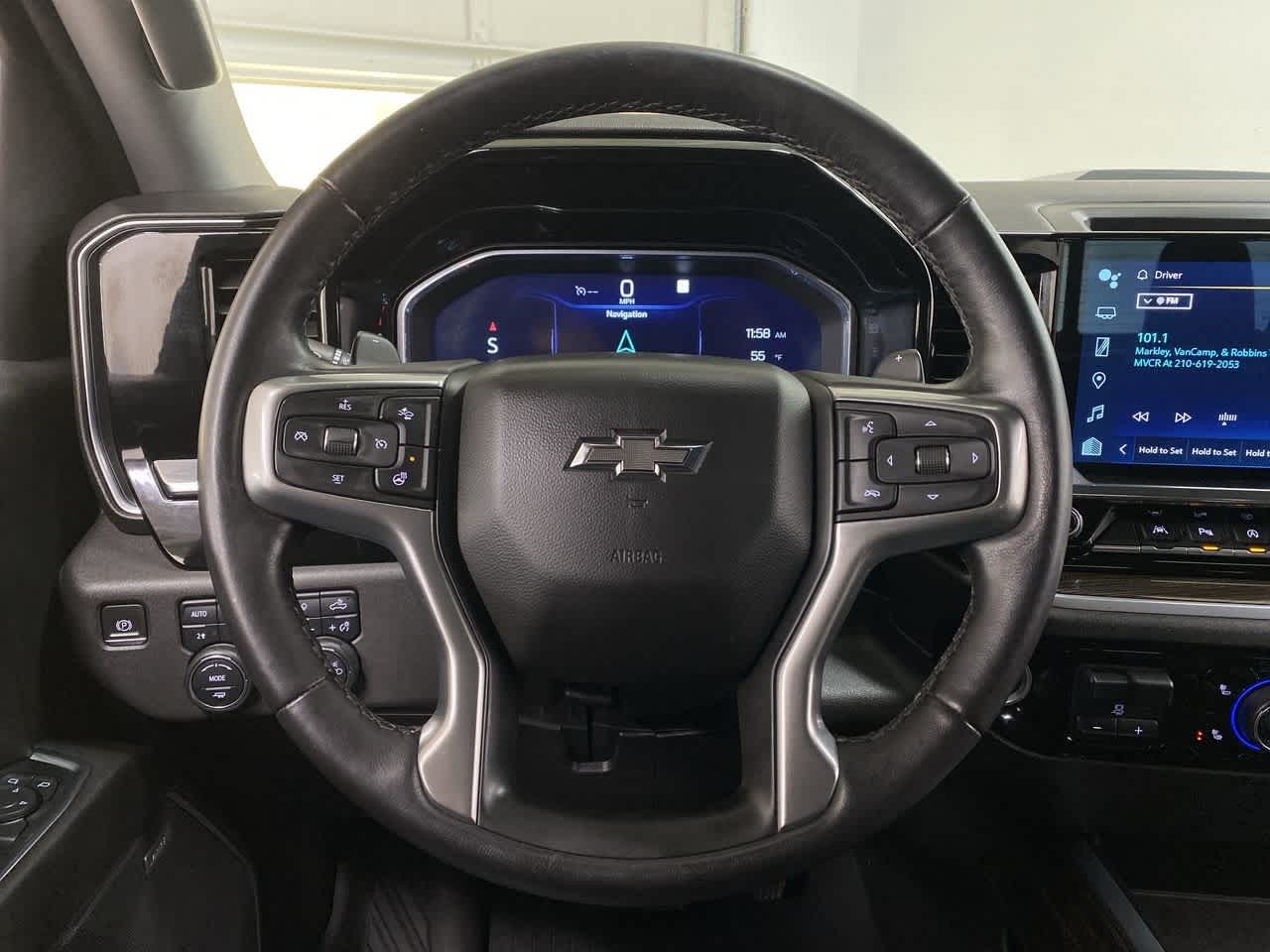 Thumbnail: 2022 Chevrolet Silverado 1500 - 19