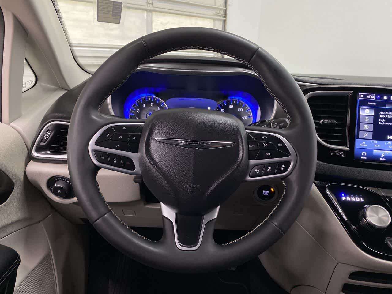 Thumbnail: 2024 Chrysler Pacifica - 20
