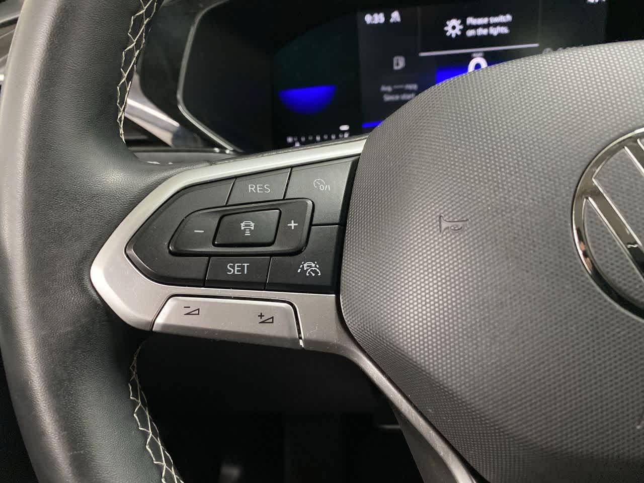 Thumbnail: 2022 Volkswagen Taos - 20