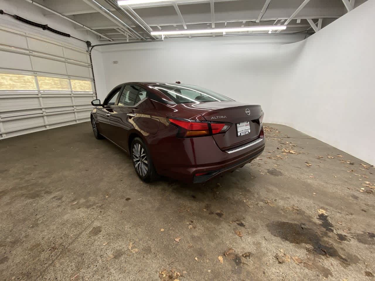 Thumbnail: 2023 Nissan Altima - 4