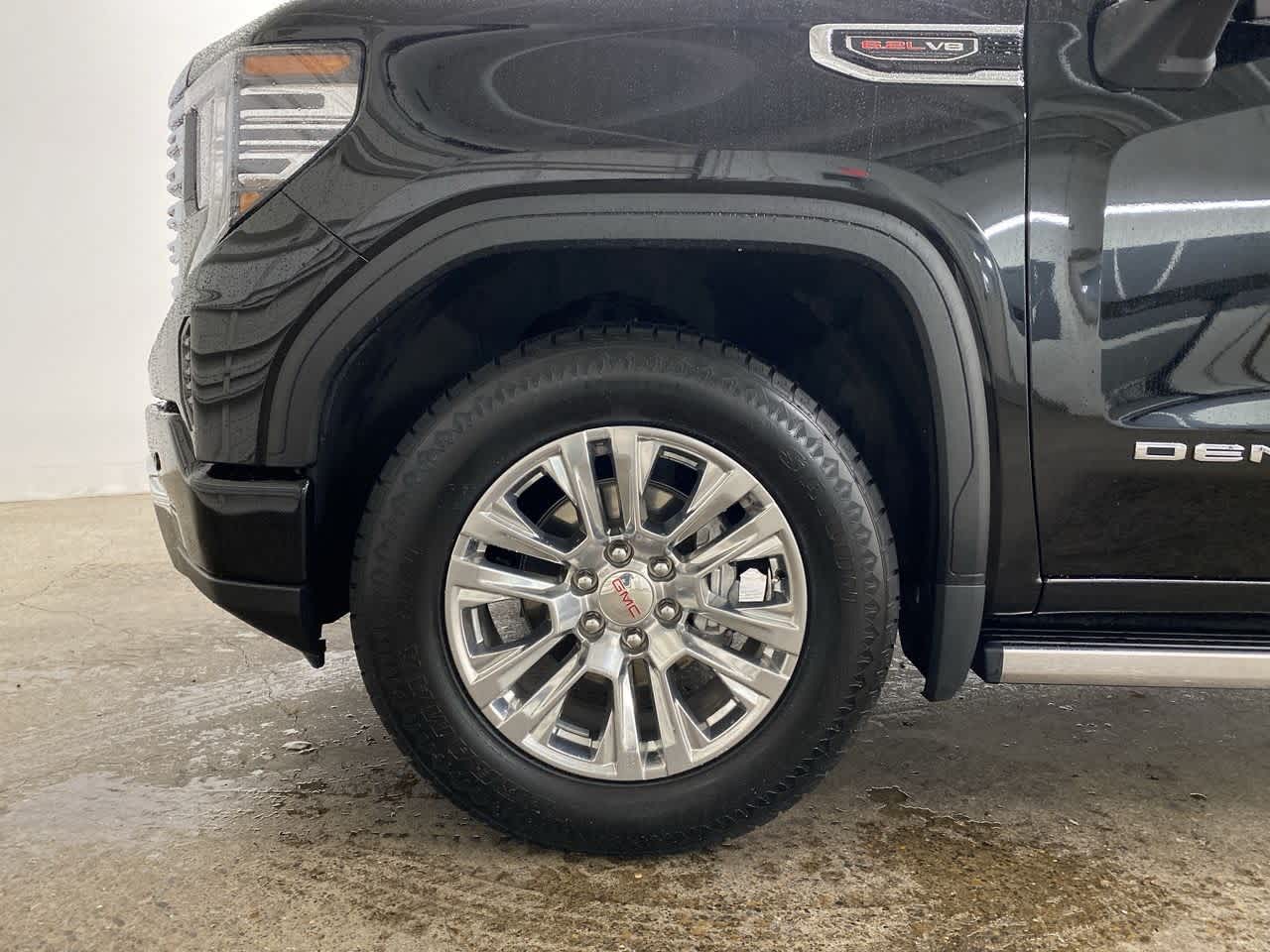 Thumbnail: 2023 GMC Sierra 1500 - 11