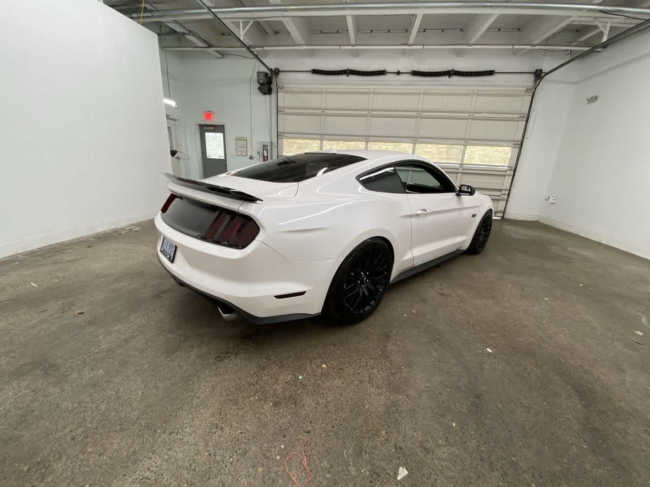 Thumbnail: 2017 Ford Mustang - 6