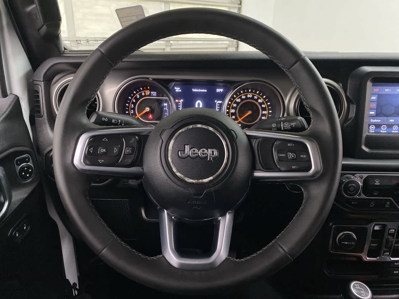 Thumbnail: 2020 Jeep Gladiator - 20