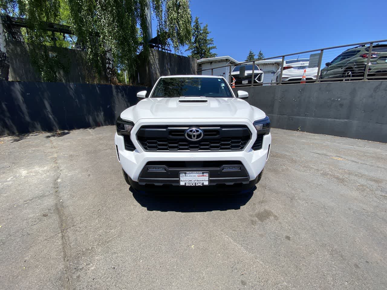 Thumbnail: 2024 Toyota Tacoma - 9