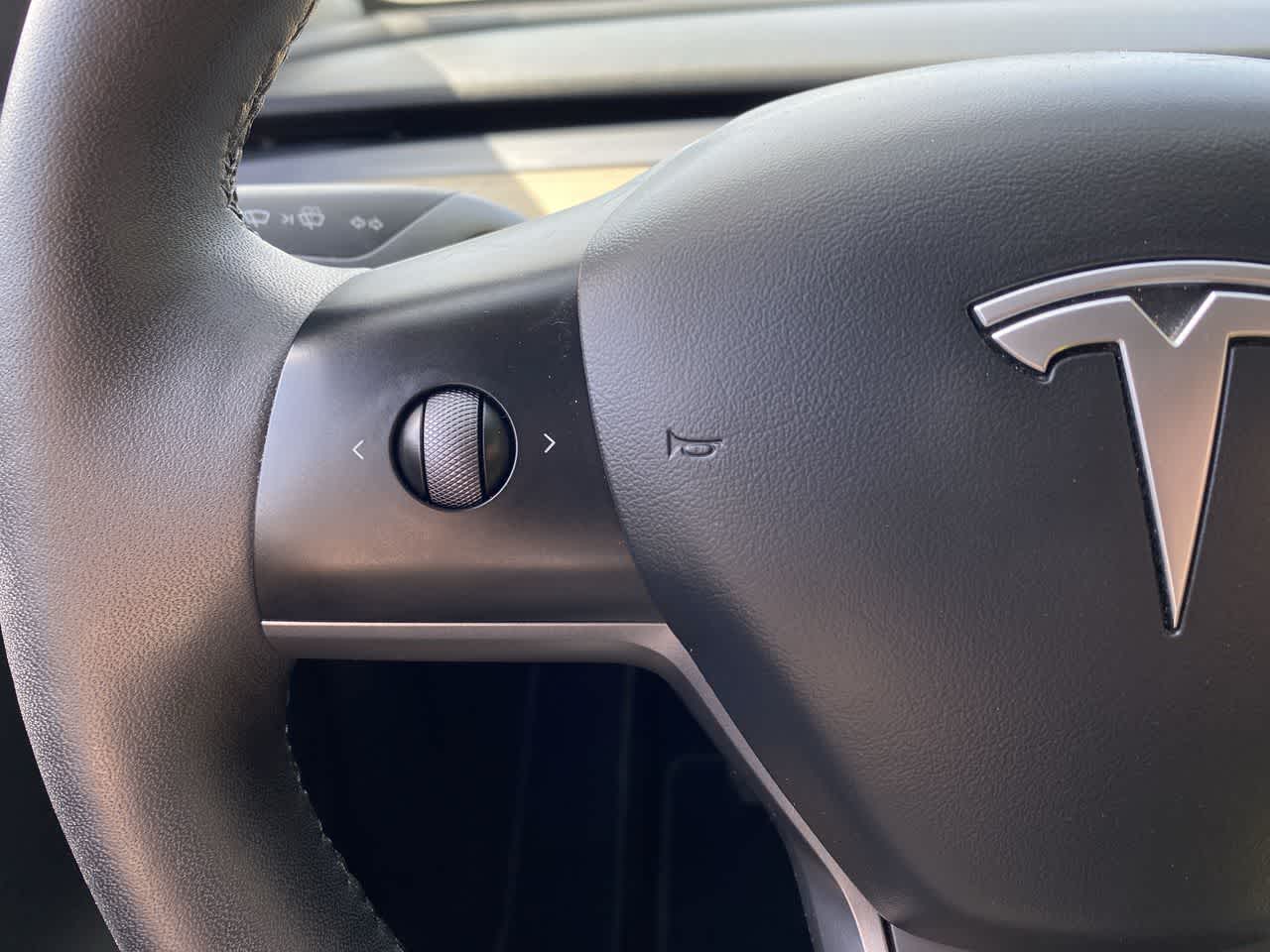 Thumbnail: 2023 Tesla Model Y - 19