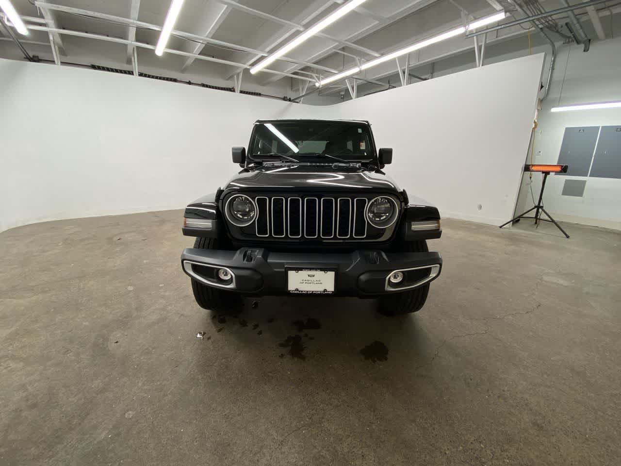 Thumbnail: 2025 Jeep Wrangler - 9