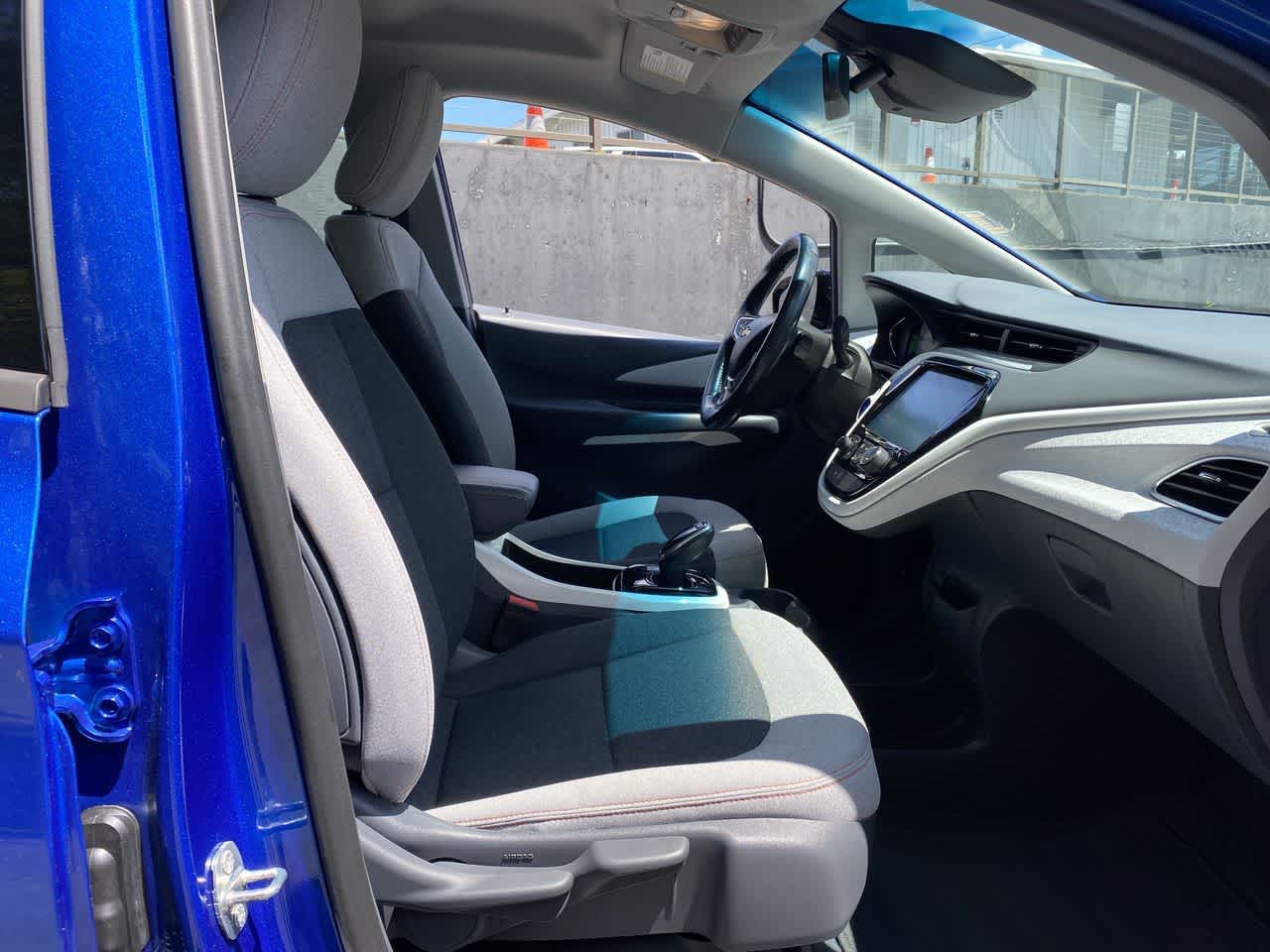 Thumbnail: 2019 Chevrolet Bolt EV - 18