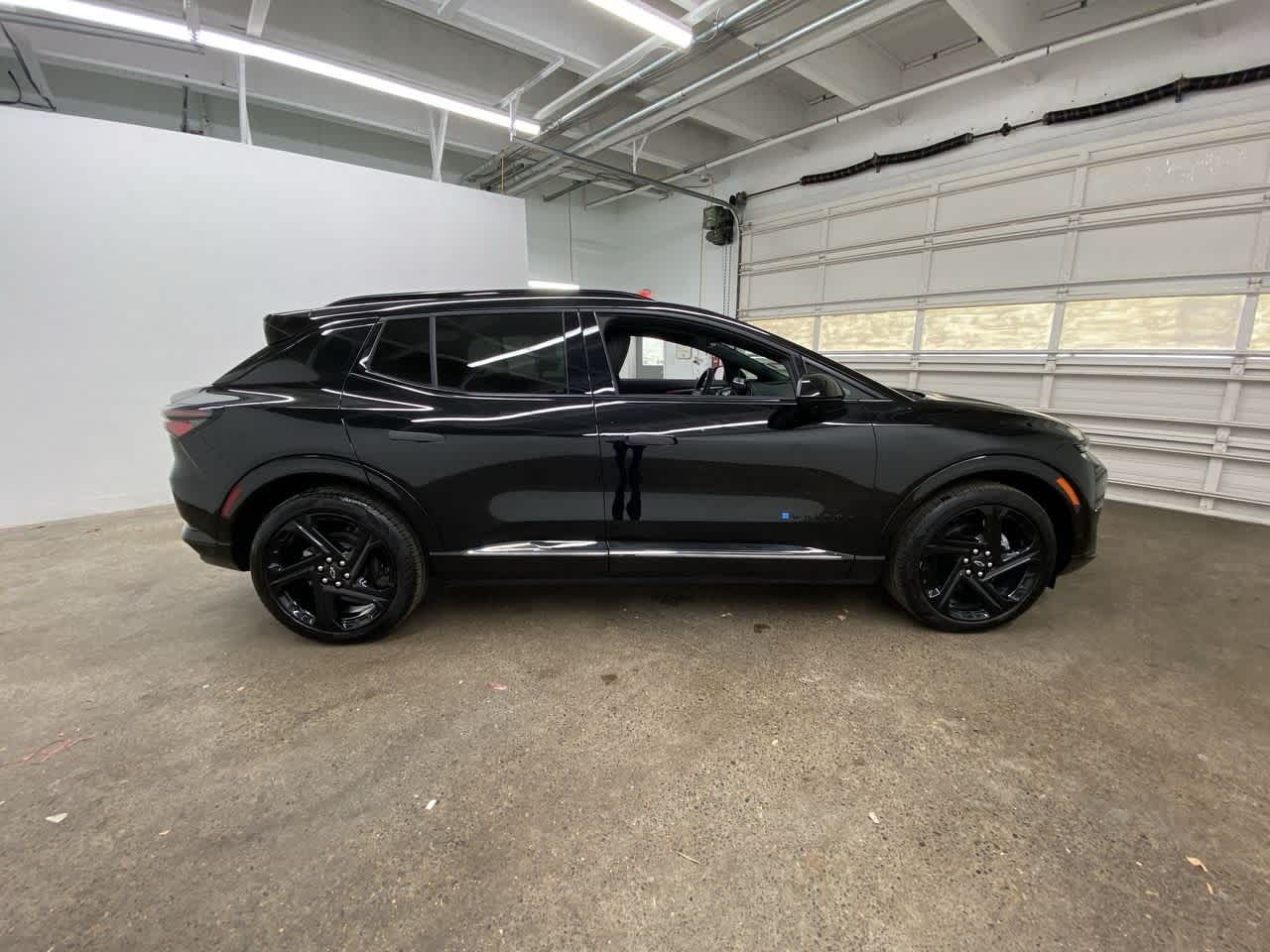 Thumbnail: 2024 Chevrolet Equinox - 7