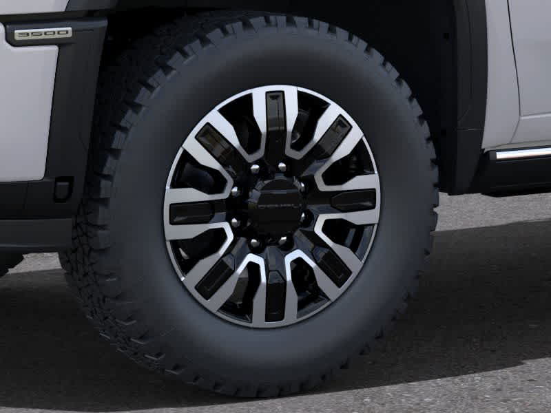 2025 GMC Sierra 3500  9