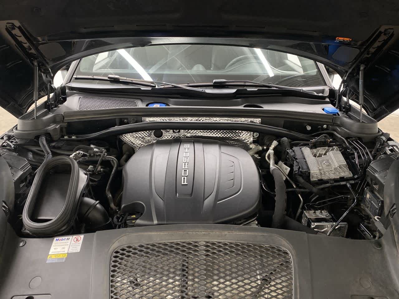 Thumbnail: 2021 Porsche Macan - 11