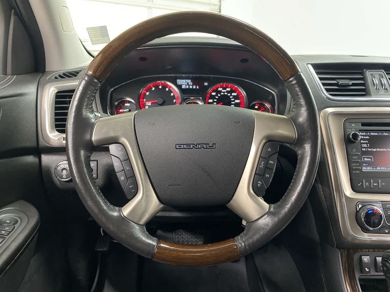 Thumbnail: 2015 GMC Acadia - 21