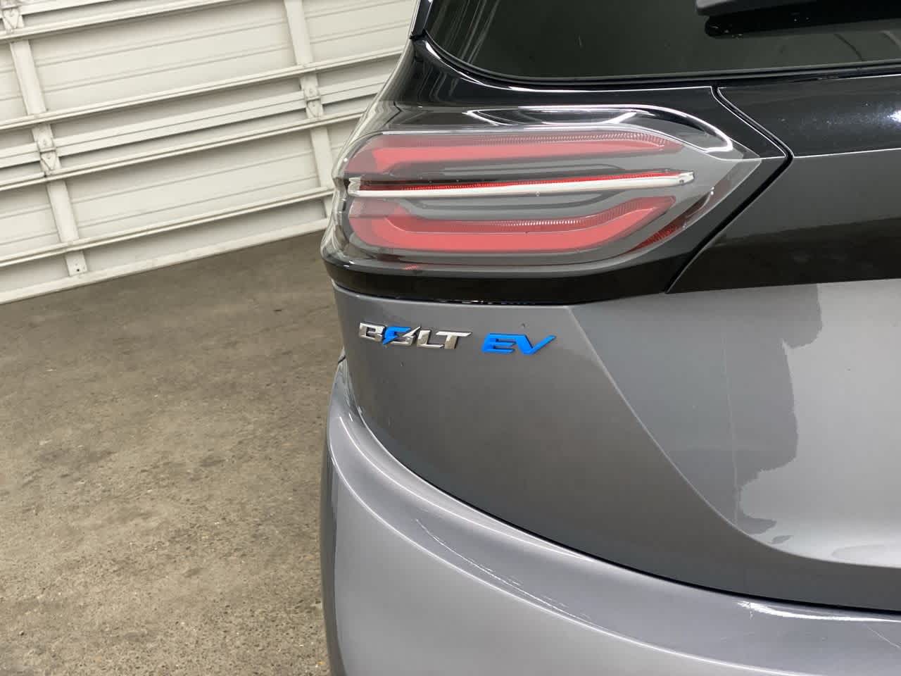 Thumbnail: 2023 Chevrolet Bolt EV - 10