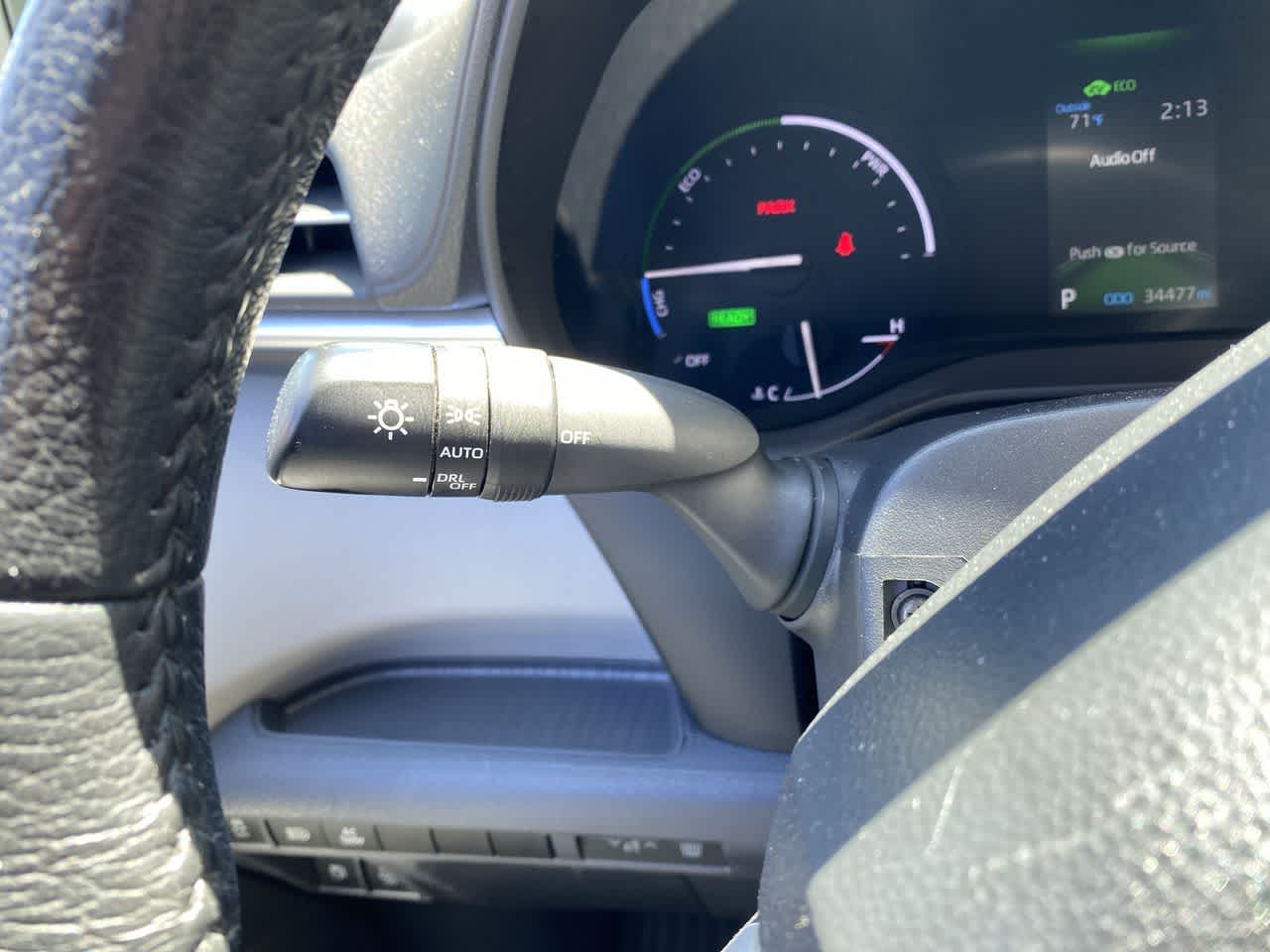 Thumbnail: 2022 Toyota Sienna - 24