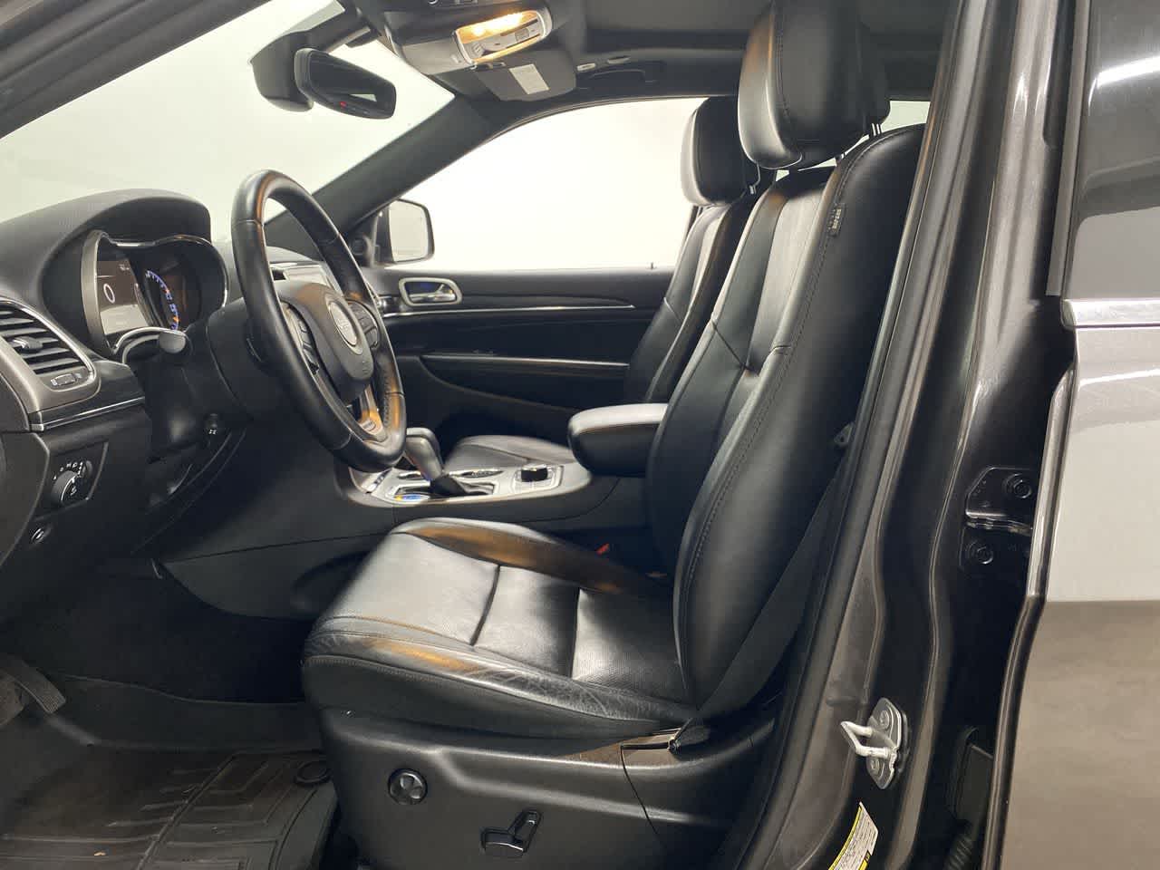 Thumbnail: 2019 Jeep Grand Cherokee - 13