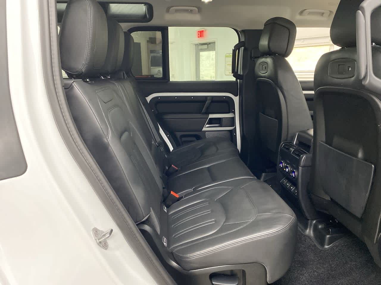 Thumbnail: 2020 Land Rover Defender - 18