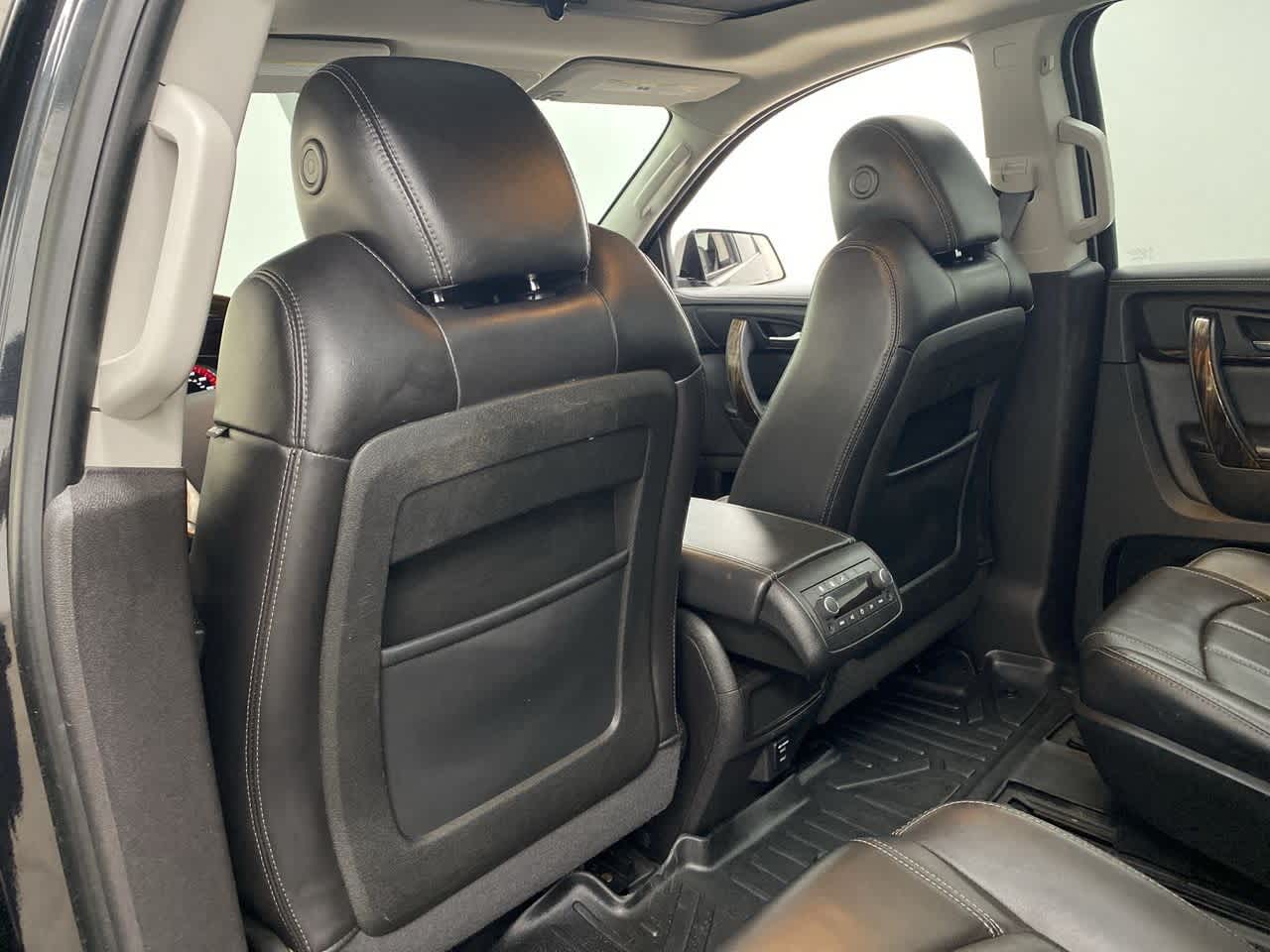 Thumbnail: 2015 GMC Acadia - 16