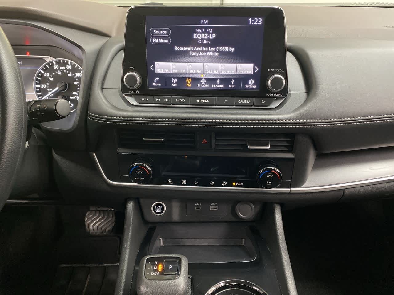 Thumbnail: 2023 Nissan Rogue - 24