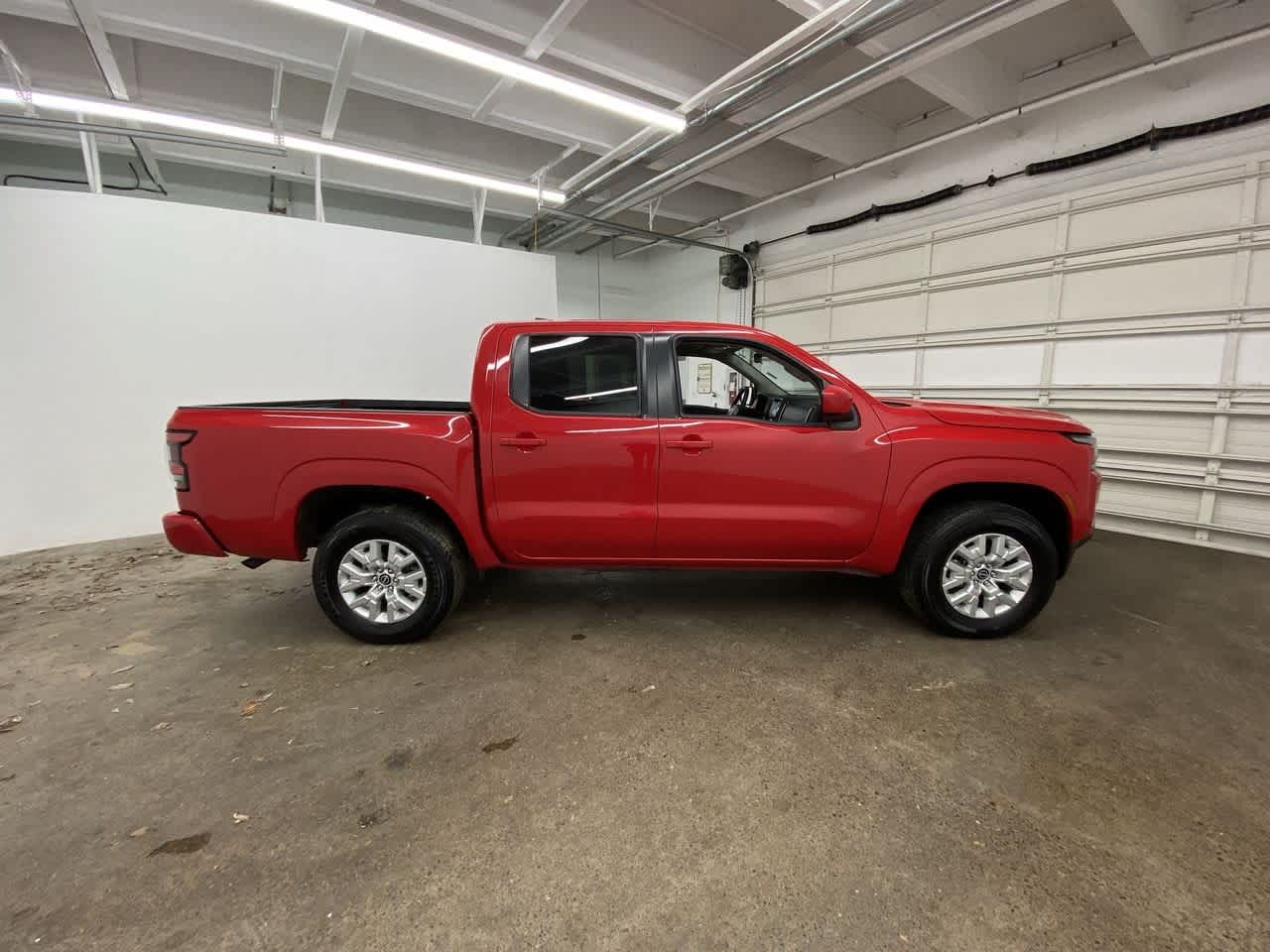 Thumbnail: 2023 Nissan Frontier - 7