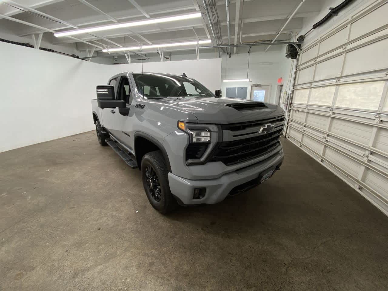 Thumbnail: 2024 Chevrolet Silverado 2500 - 8