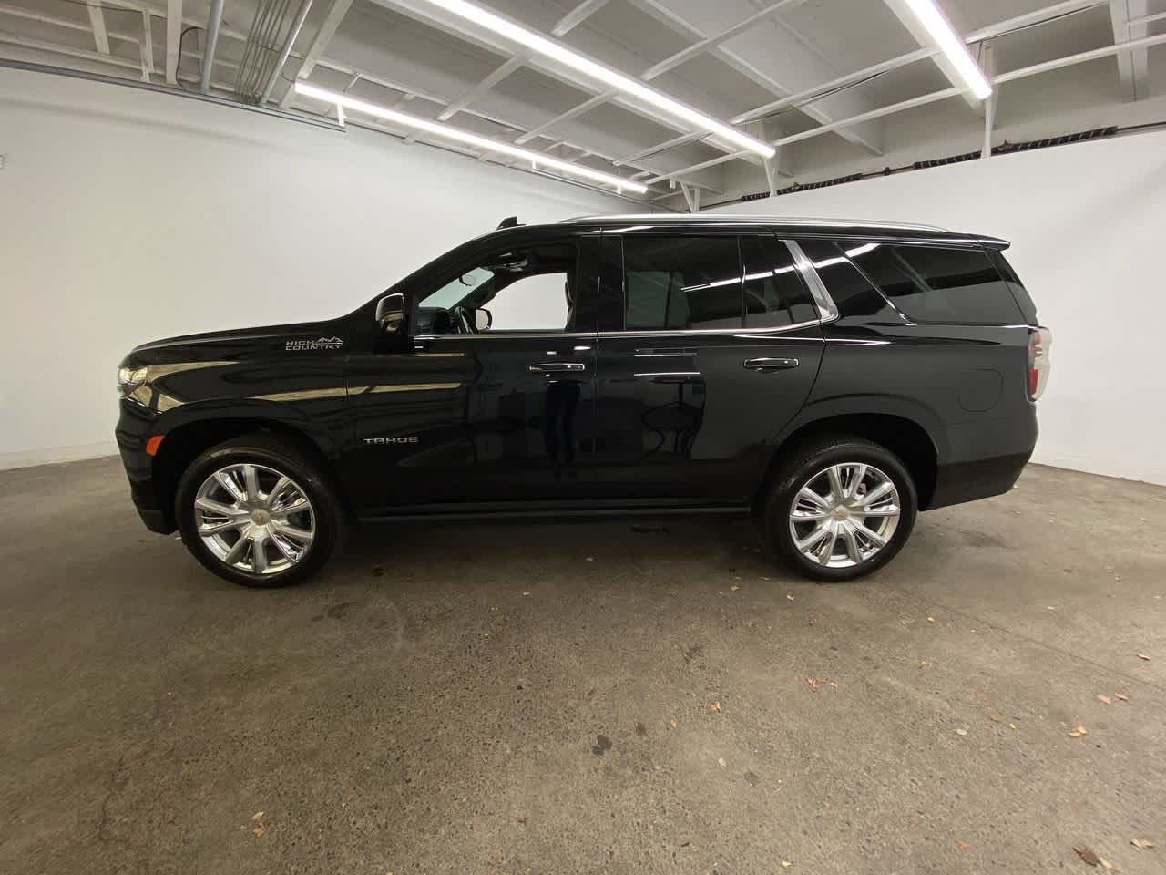 Thumbnail: 2024 Chevrolet Tahoe - 3