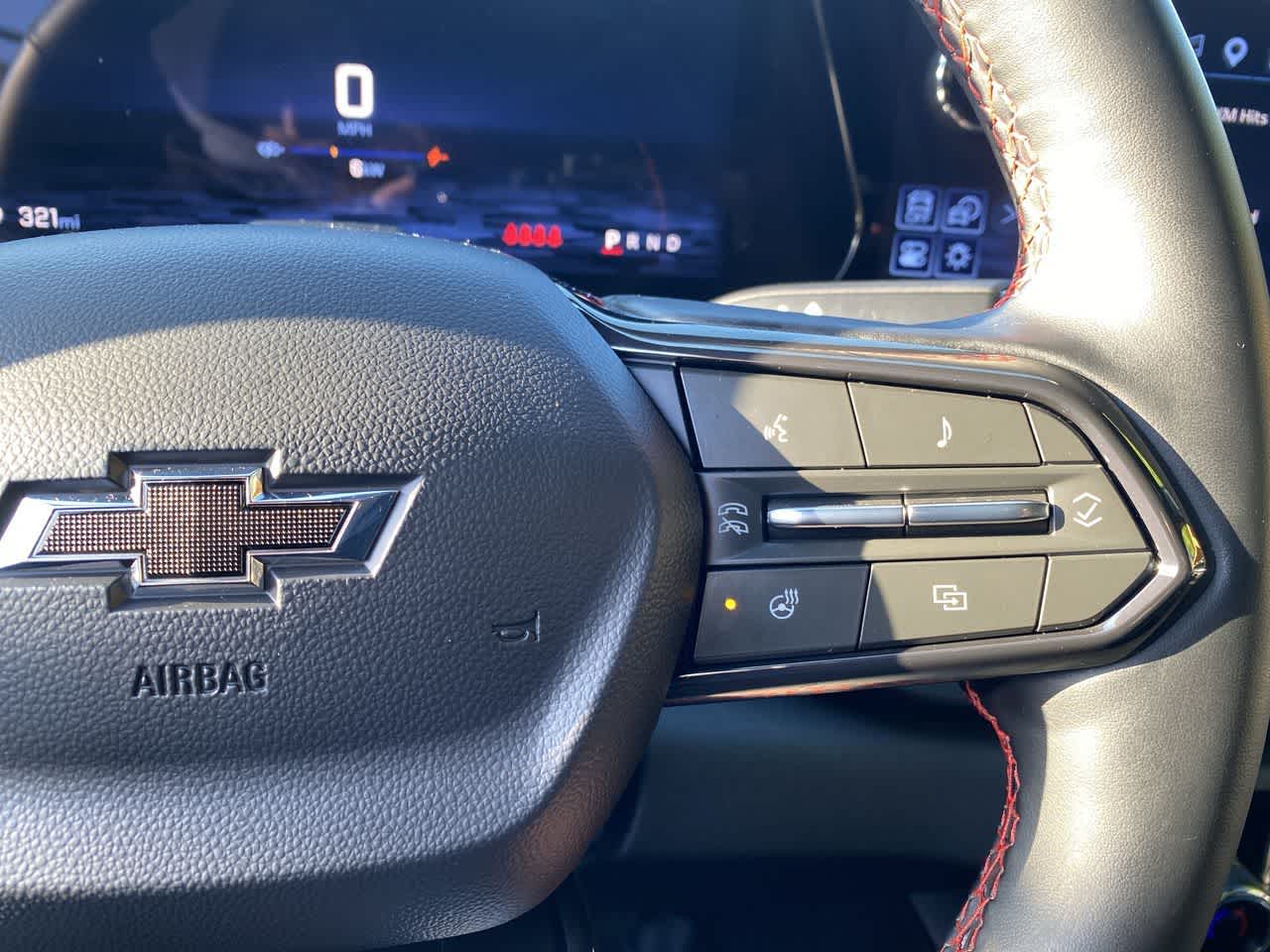 Thumbnail: 2025 Chevrolet Silverado EV - 21