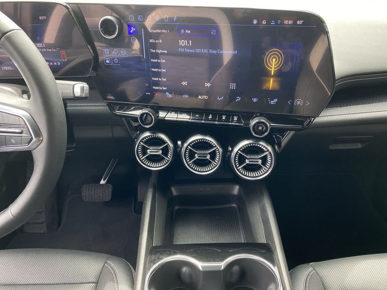 Thumbnail: 2024 Chevrolet Blazer EV - 23