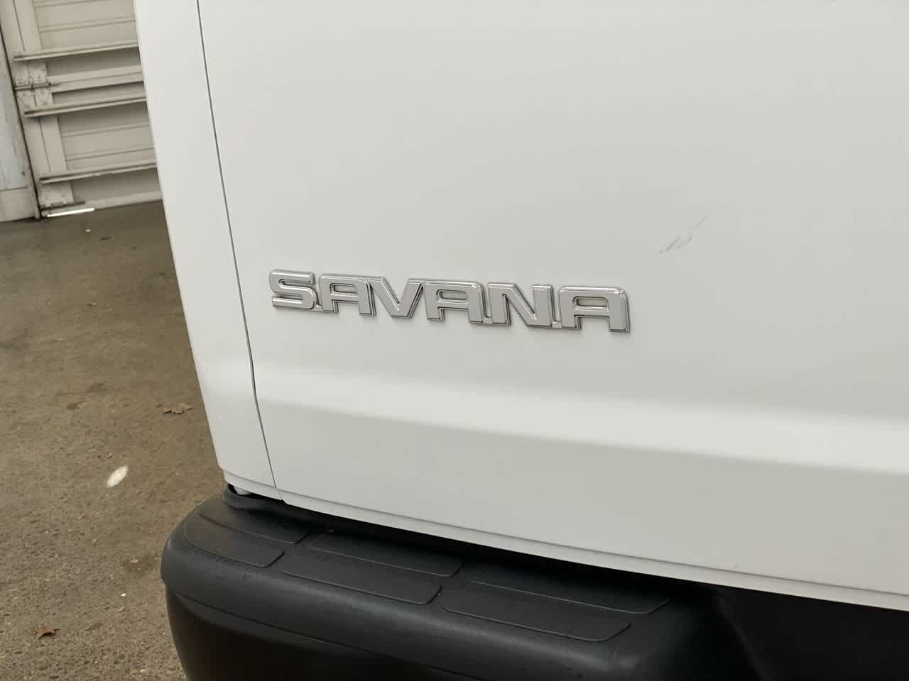 Thumbnail: 2023 GMC Savana - 10