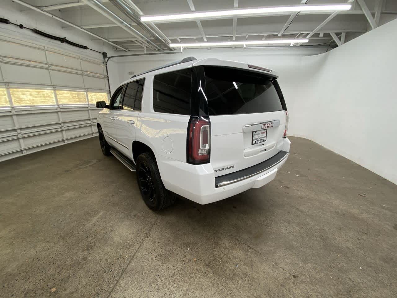 Thumbnail: 2016 GMC Yukon - 4