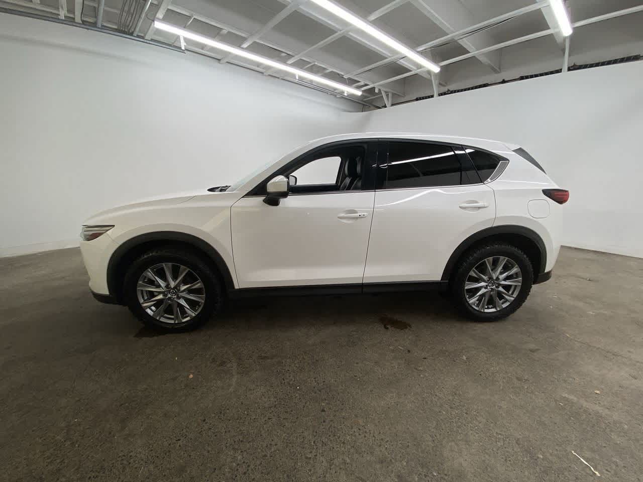 Thumbnail: 2021 Mazda CX-5 - 3