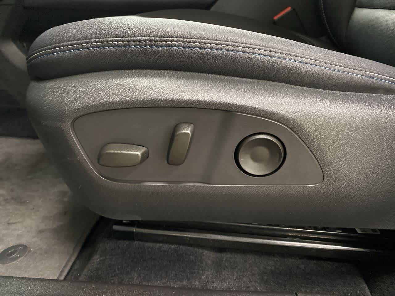 Thumbnail: 2025 Chevrolet Equinox - 14